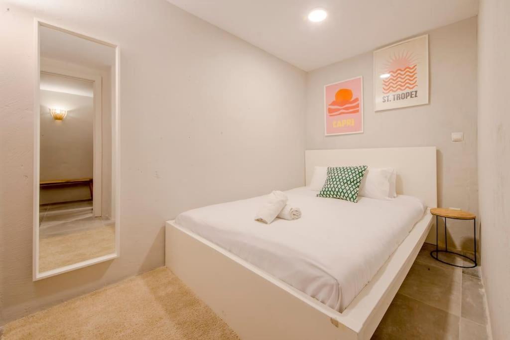 Cool Deluxe Interior Design A 2 Min De Gran Via Appartement Madrid