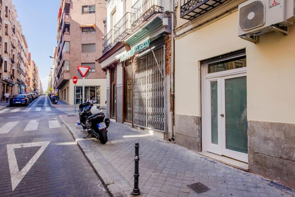 Cool Deluxe Interior Design A 2 Min De Gran Via Appartement Madrid