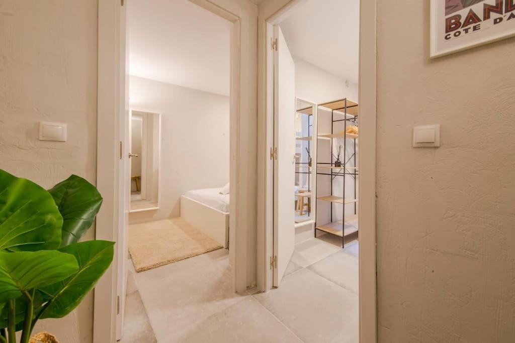 Appartement Cool Deluxe Interior Design A 2 Min De Gran Via Madrid
