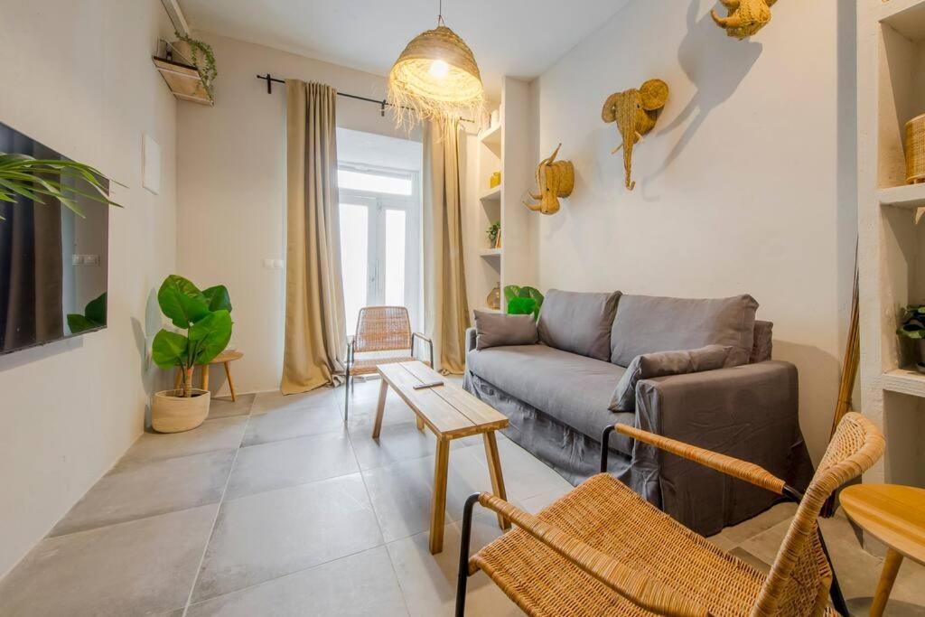 Appartement Cool Deluxe Interior Design A 2 Min De Gran Via *